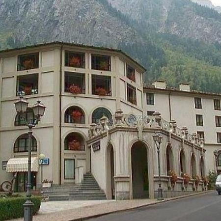 Residence Universo Pré-Saint-Didier Екстериор снимка